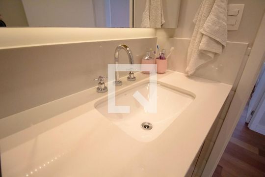 Compra apartamento com 3 quartos e varanda em Cerqueira César. — foto 46
