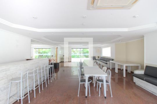 Apartamento à venda, com 130 m², 3 quartos e 2 vagas — Área comum - Salão de festas