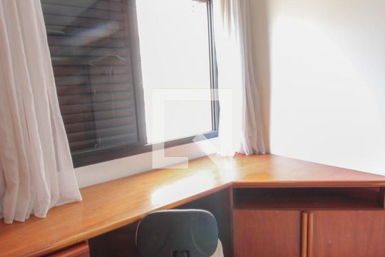 Apartamento à venda, com 130 m², 3 quartos e 2 vagas — Quarto Suíte