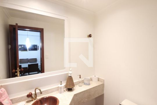 Apartamento à venda, com 130 m², 3 quartos e 2 vagas — Lavabo