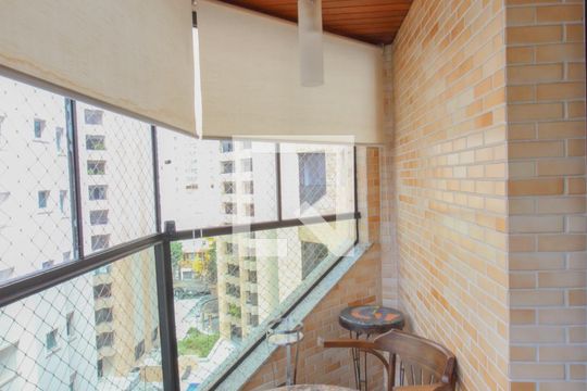 Apartamento à venda, com 130 m², 3 quartos e 2 vagas — Varanda gourmet
