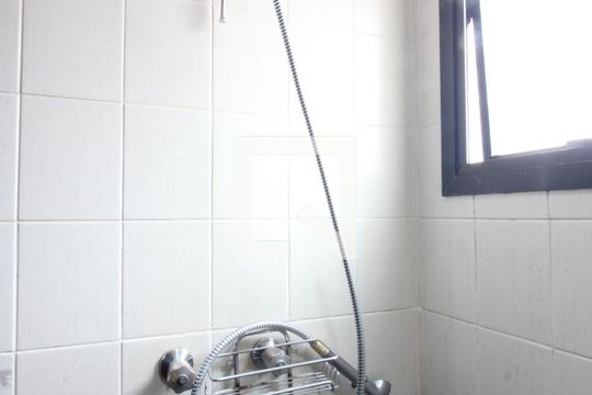 Apartamento à venda, com 130 m², 3 quartos e 2 vagas — Banheiro da Suíte