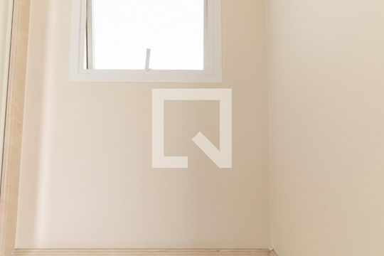 Compra apartamento com 3 quartos, quintal, churrasqueira e piscina no condomínio. — Vestiário da cobertura