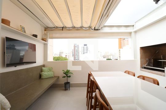 Comprar apartamento mobiliado na Pompeia com 2 quartos, varanda e pets permitidos. — Detalhe