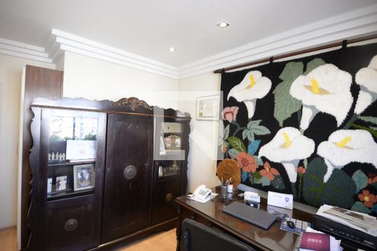 Apartamento com 5 quartos e academia no condomínio, ideal para comprar. — Quarto 