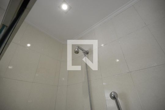 Apartamento com 5 quartos e academia no condomínio, ideal para comprar. — Banheiro 