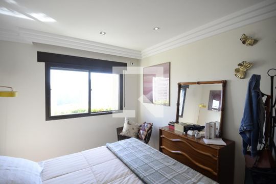 Apartamento com 5 quartos e academia no condomínio, ideal para comprar. — Quarto 