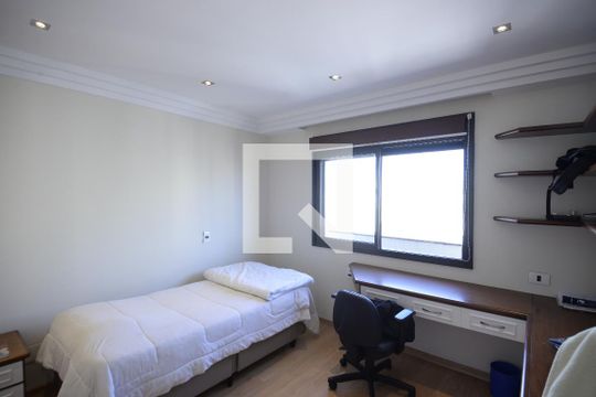 Apartamento com 5 quartos e academia no condomínio, ideal para comprar. — Quarto 
