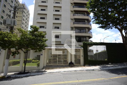 Apartamento com 5 quartos e academia no condomínio, ideal para comprar. — Fachada