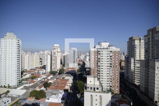 Apartamento com 5 quartos e academia no condomínio, ideal para comprar. — Vista