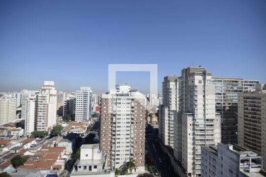 Apartamento com 5 quartos e academia no condomínio, ideal para comprar. — Área Externa