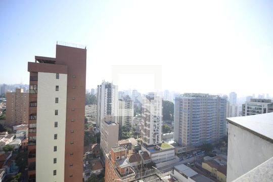 Apartamento com 5 quartos e academia no condomínio, ideal para comprar. — Área Externa