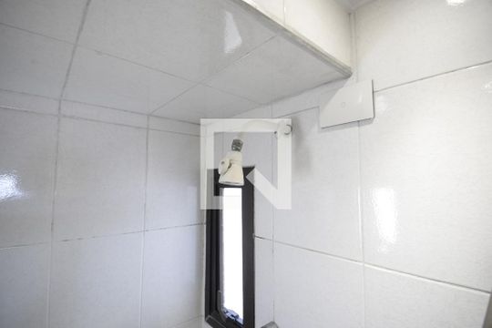 Apartamento com 5 quartos e academia no condomínio, ideal para comprar. — Banheiro