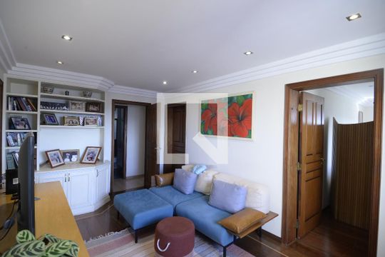 Apartamento com 5 quartos e academia no condomínio, ideal para comprar. — Quarto 