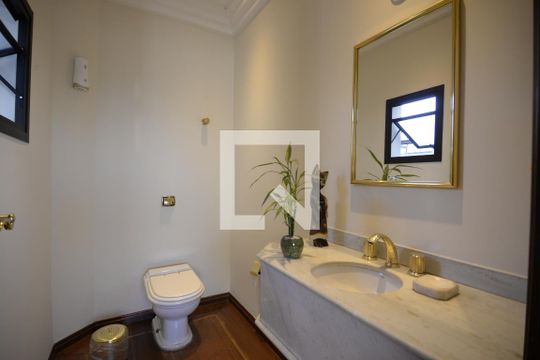 Apartamento com 5 quartos e academia no condomínio, ideal para comprar. — Lavabo 2