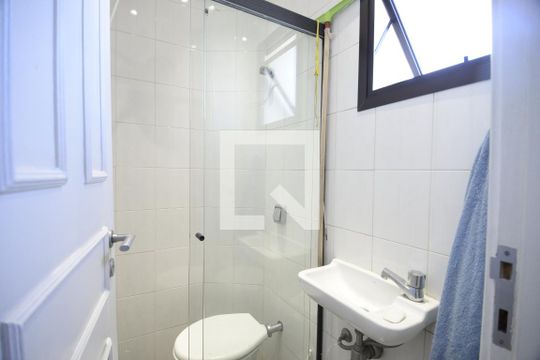 Apartamento com 5 quartos e academia no condomínio, ideal para comprar. — Banheiro 4