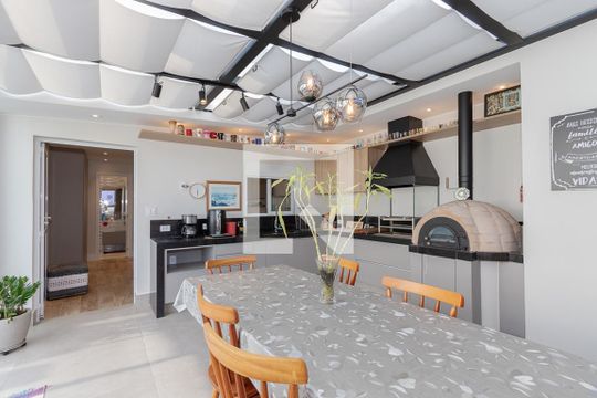 Apartamento à venda, com 172 m², 2 quartos e 3 vagas — Terraço da Cobertura