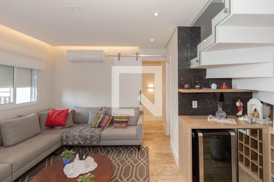 Apartamento à venda, com 172 m², 2 quartos e 3 vagas — Sala