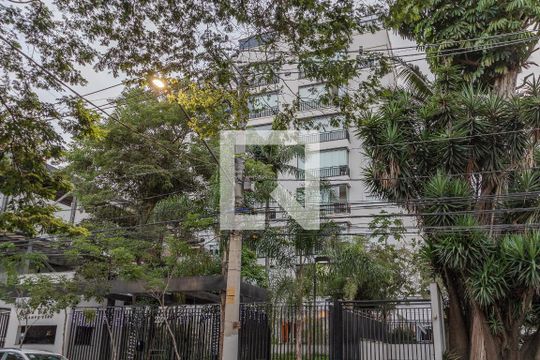 Apartamento à venda, com 172 m², 2 quartos e 3 vagas — Fachada