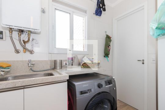 Apartamento à venda, com 172 m², 2 quartos e 3 vagas — Área de Serviço