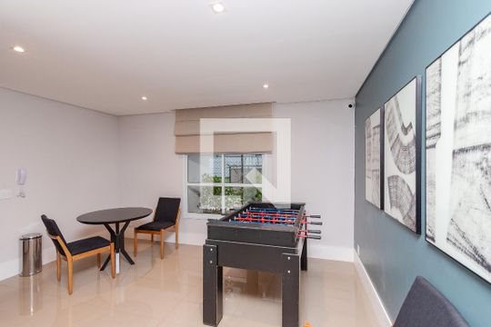 Apartamento à venda, com 172 m², 2 quartos e 3 vagas — Área comum