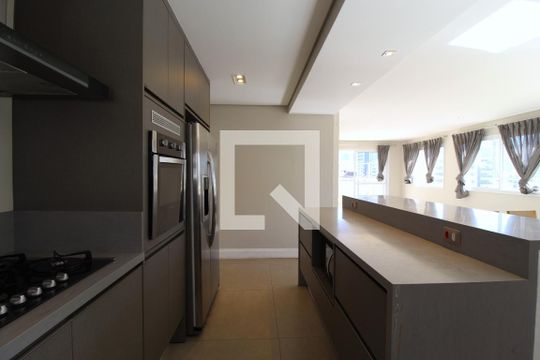 Venda de apartamento mobiliado com 3 quartos. — Cozinha