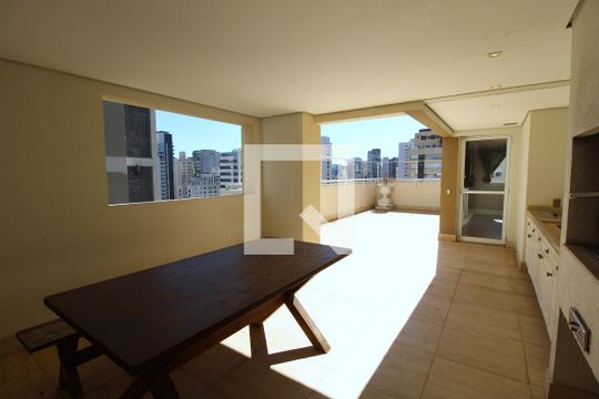 Venda de apartamento mobiliado com 3 quartos. — Cobertura