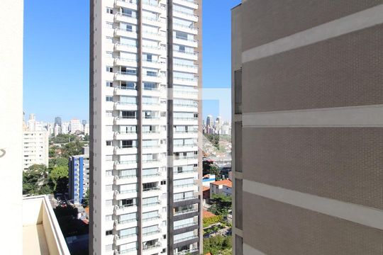 Venda de apartamento mobiliado com 3 quartos. — Vista da Suíte 3