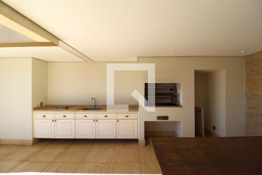 Venda de apartamento mobiliado com 3 quartos. — Cobertura