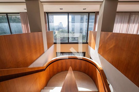 Apartamento à venda, com 87 m², 2 quartos e 2 vagas — Área comum