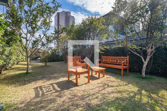 Apartamento à venda, com 87 m², 2 quartos e 2 vagas — Área comum