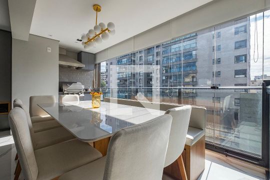 Apartamento à venda, com 87 m², 2 quartos e 2 vagas — Sala/Cozinha