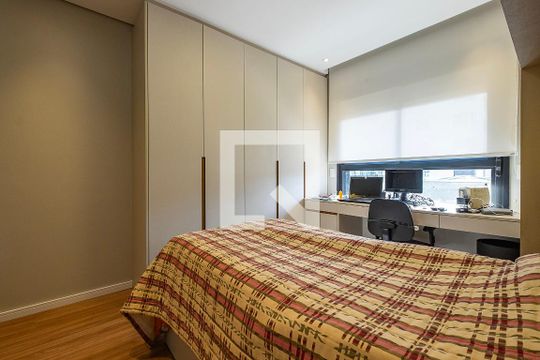 Apartamento à venda, com 87 m², 2 quartos e 2 vagas — Suíte 2