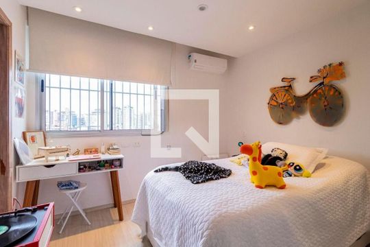 Comprar apartamento mobiliado, 4 quartos, varanda, academia e piscina no condomínio. — foto 17