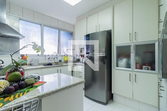 Comprar apartamento mobiliado, 4 quartos, varanda, academia e piscina no condomínio. — foto 27