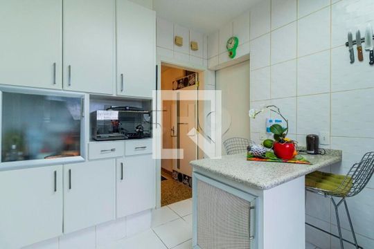 Comprar apartamento mobiliado, 4 quartos, varanda, academia e piscina no condomínio. — foto 28