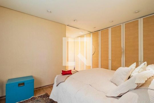 Comprar apartamento mobiliado, 4 quartos, varanda, academia e piscina no condomínio. — foto 13