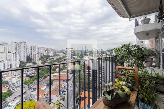 Comprar apartamento mobiliado, 4 quartos, varanda, academia e piscina no condomínio. — foto 31