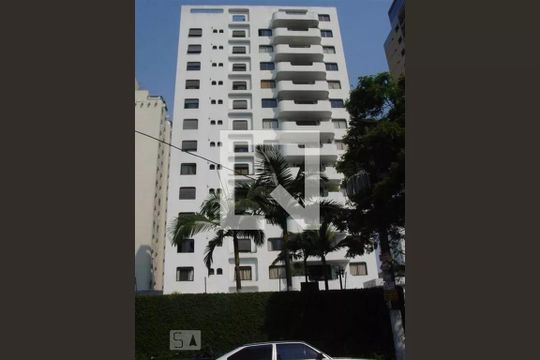 Apartamento com varanda, 4 quartos, piscina no condomínio. Excelente compra. — Fachada