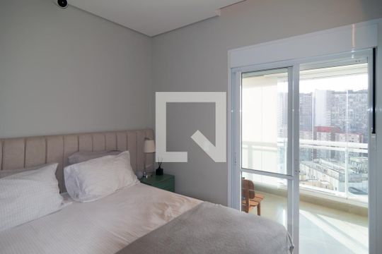 Apartamento mobiliado no Centro, 2 quartos, com varanda, ideal para comprar e viver com conforto. — Quarto 2 - Suíte