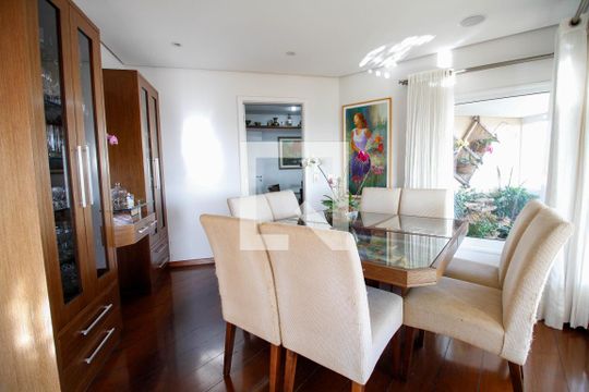 Apartamento à venda no Paraíso com 4 quartos, varanda e garden. Ótima oportunidade para compra! Venha conferir essa venda! — Sala de Jantar