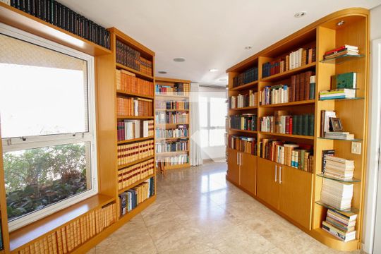 Apartamento à venda no Paraíso com 4 quartos, varanda e garden. Ótima oportunidade para compra! Venha conferir essa venda! — Cobertura - Salão de Festas