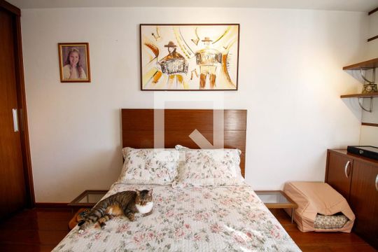Apartamento à venda no Paraíso com 4 quartos, varanda e garden. Ótima oportunidade para compra! Venha conferir essa venda! — Suíte 4