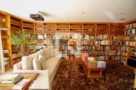 Apartamento à venda no Paraíso com 4 quartos, varanda e garden. Ótima oportunidade para compra! Venha conferir essa venda! — Cobertura - Salão de Festas
