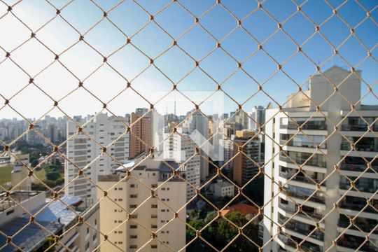 Apartamento à venda no Paraíso com 4 quartos, varanda e garden. Ótima oportunidade para compra! Venha conferir essa venda! — Vista da Suíte 3
