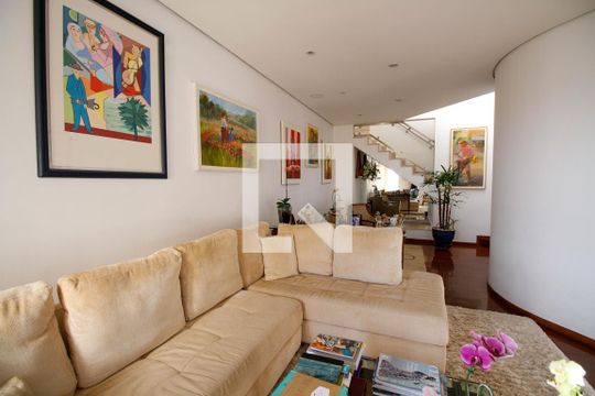 Apartamento à venda no Paraíso com 4 quartos, varanda e garden. Ótima oportunidade para compra! Venha conferir essa venda! — Sala