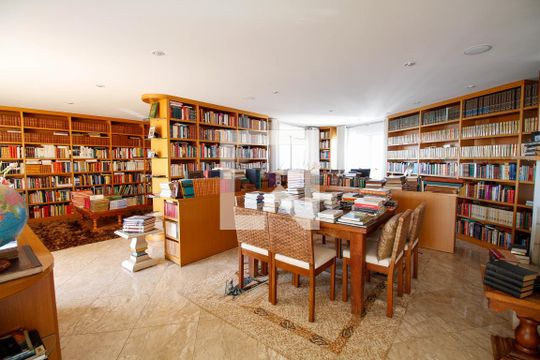 Apartamento à venda no Paraíso com 4 quartos, varanda e garden. Ótima oportunidade para compra! Venha conferir essa venda! — Cobertura - Salão de Festas
