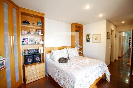 Apartamento à venda no Paraíso com 4 quartos, varanda e garden. Ótima oportunidade para compra! Venha conferir essa venda! — Suíte 1