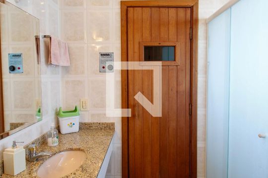 Apartamento à venda no Paraíso com 4 quartos, varanda e garden. Ótima oportunidade para compra! Venha conferir essa venda! — Cobertura - Vestiário e Sauna
