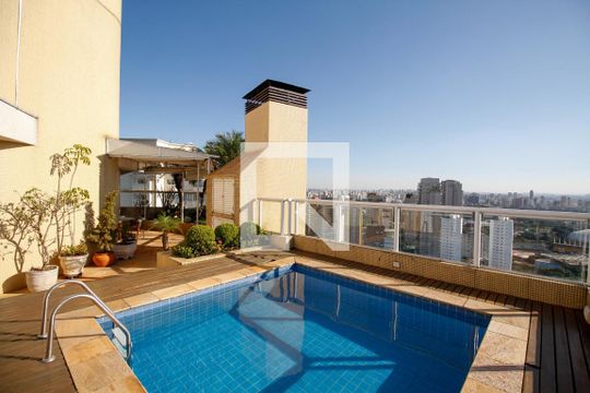 Apartamento à venda no Paraíso com 4 quartos, varanda e garden. Ótima oportunidade para compra! Venha conferir essa venda! — Cobertura - Piscina